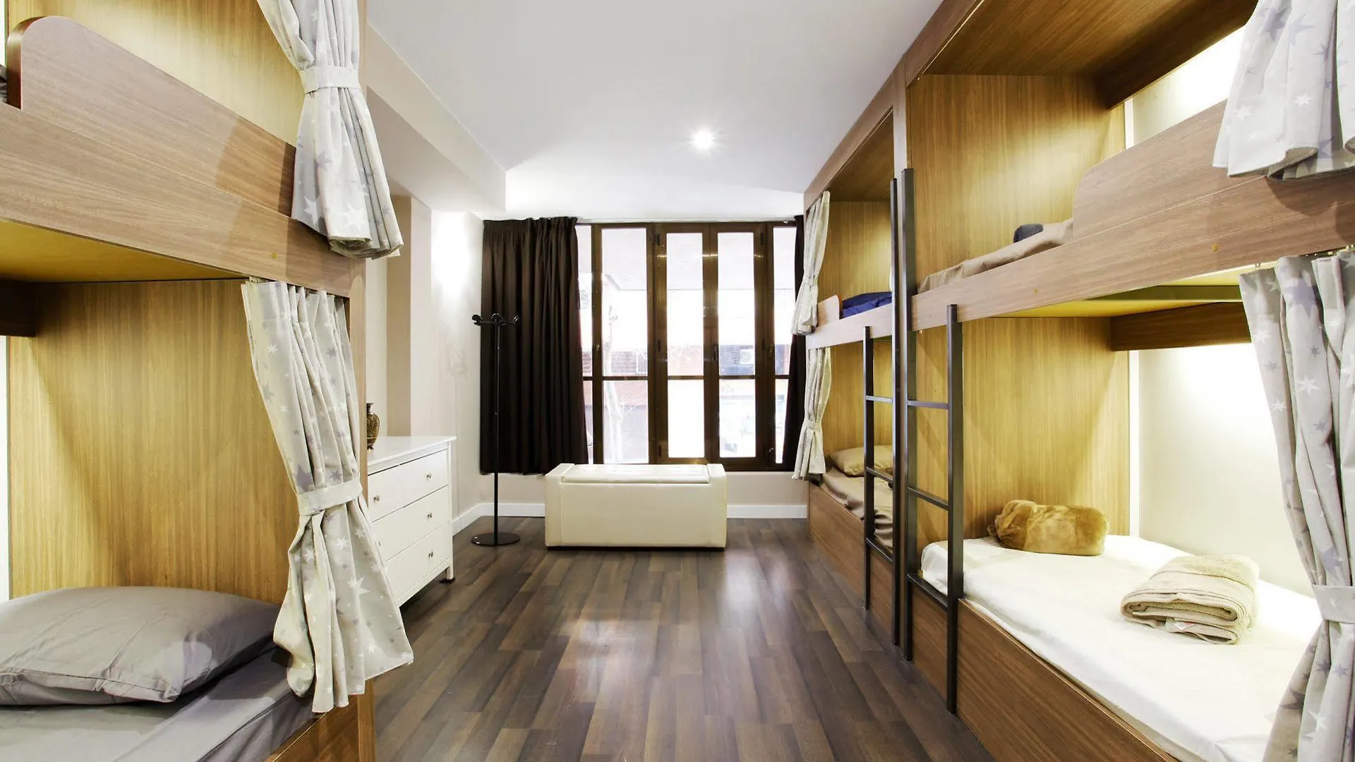 Barcelona & You Hostel Sagrada Familia Spain
